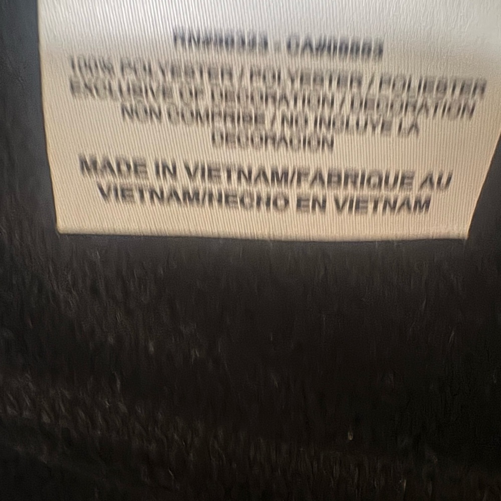 Nike Women's Black Utility Jacket - Picture 6 of 7